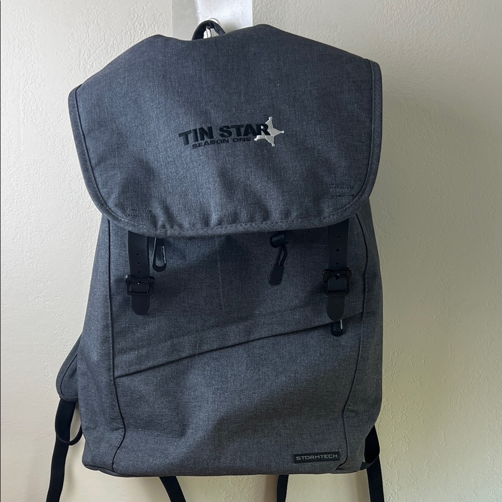 Stormtech like new laptop backpack Tin Star logo Gray Backpack large waterproof